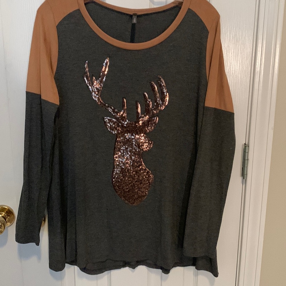 Grey sequin deer top